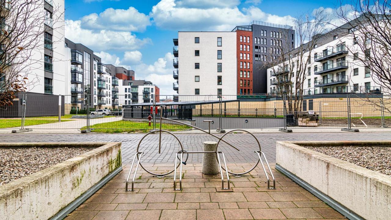 Maya'S Flats & Resorts 24 - Hollywood Gdańsk Exterior foto